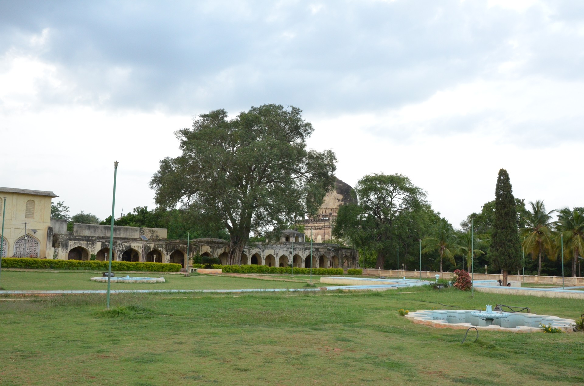 Qutub Shahi Tombs cover